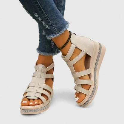 Gladiator Keilsandalen – Riemchen-Design Und Eleganter Look